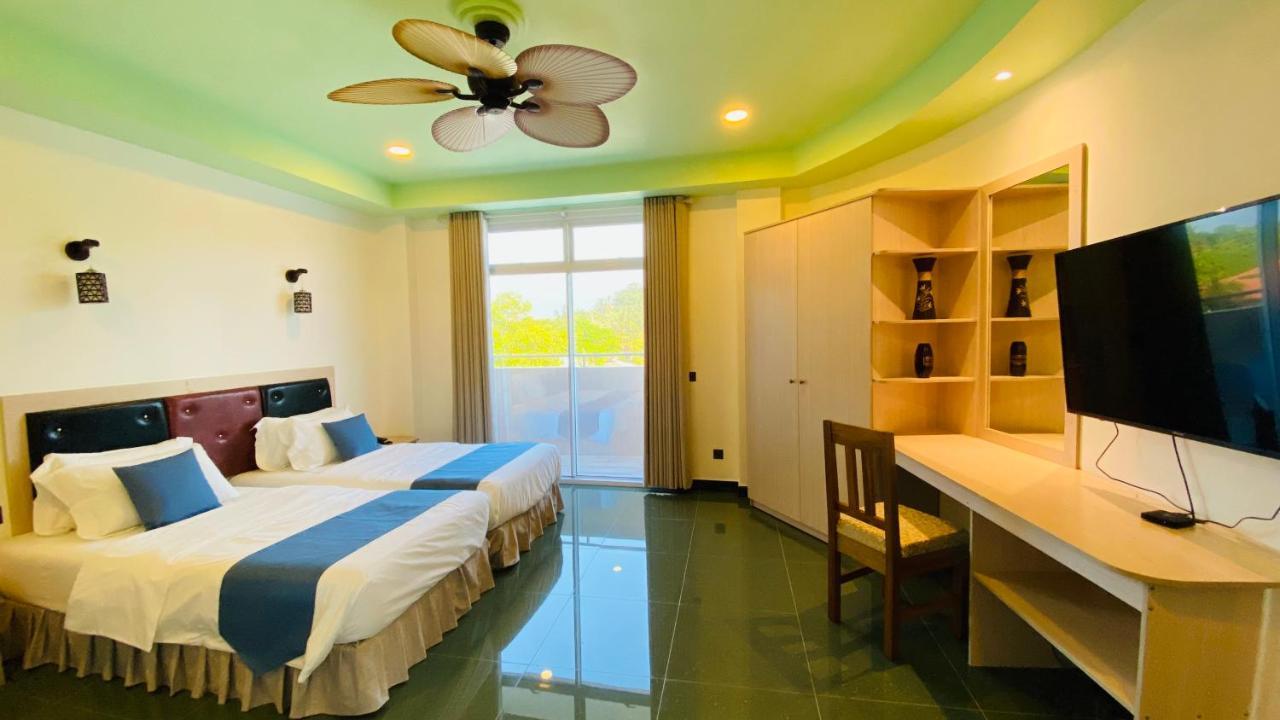 Alimas Holiday Retreat Maldives Felidhoo Exteriör bild